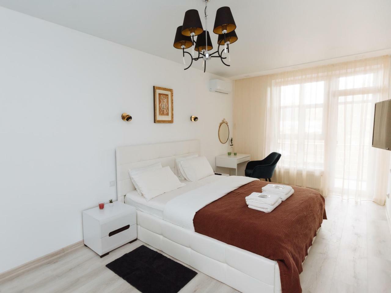 Luxury Terrace View Apartment! Lviv Exterior foto