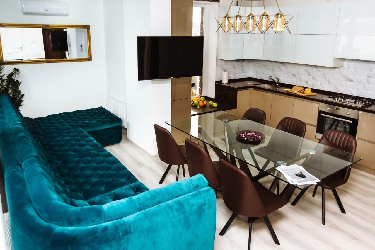 Luxury Terrace View Apartment! Lviv Exterior foto